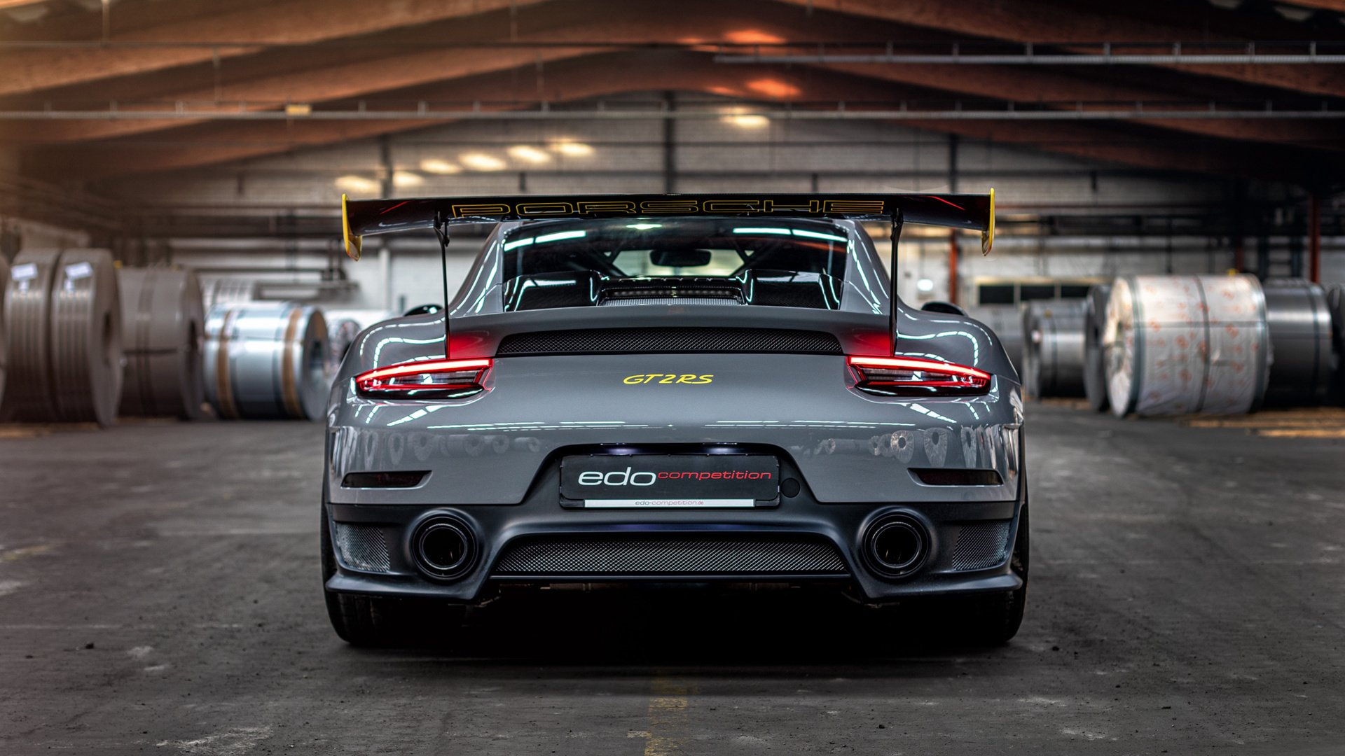 开云官网在线-九游体育网站_湖畔水上皮划艇大赛，身心放松的极致体验，水上皮划艇的注意事项